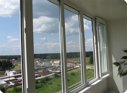 пластиковое окно балконное Дрезна
