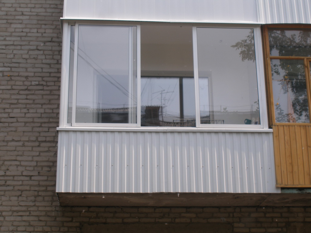 Установка пластиковых окон на балконе: остекление лоджии Дрезна