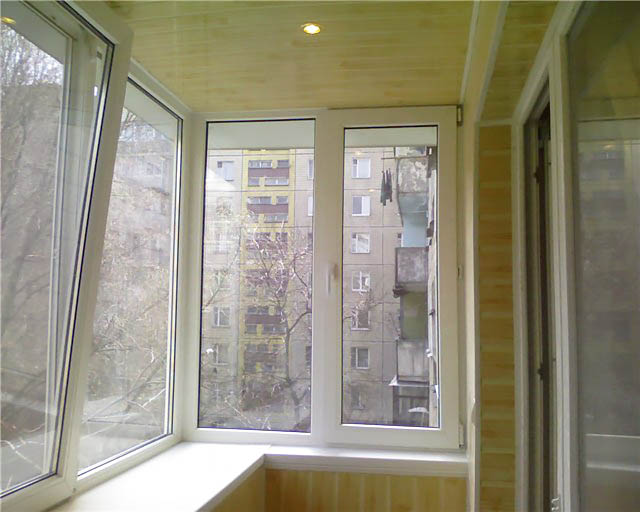 Остекление балкона в панельном доме по цене от производителя Дрезна